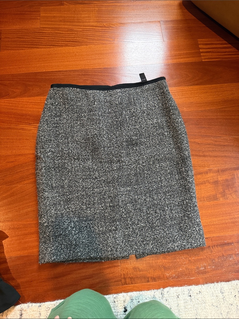 Context wool blend Classic Gray Tweed Pencil Skirt size 8